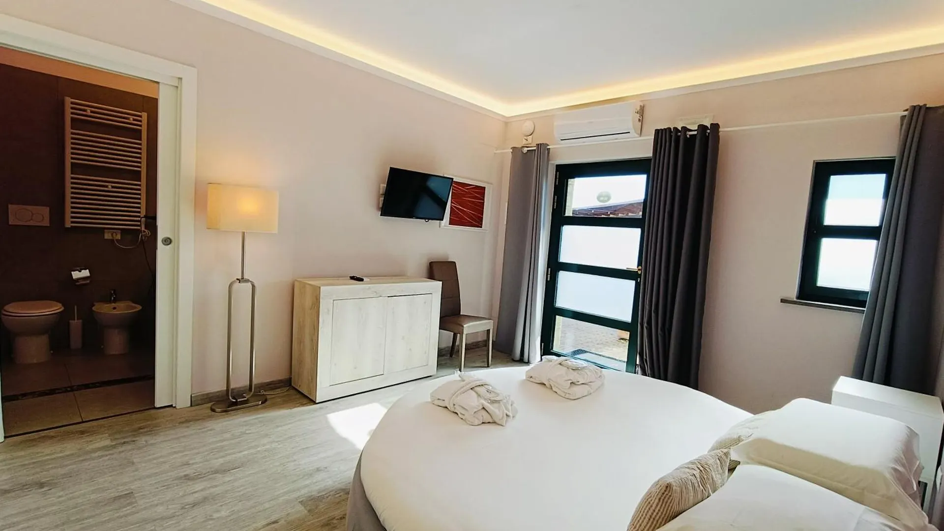 Domus Volumnia Country House Перуджа 0*,
